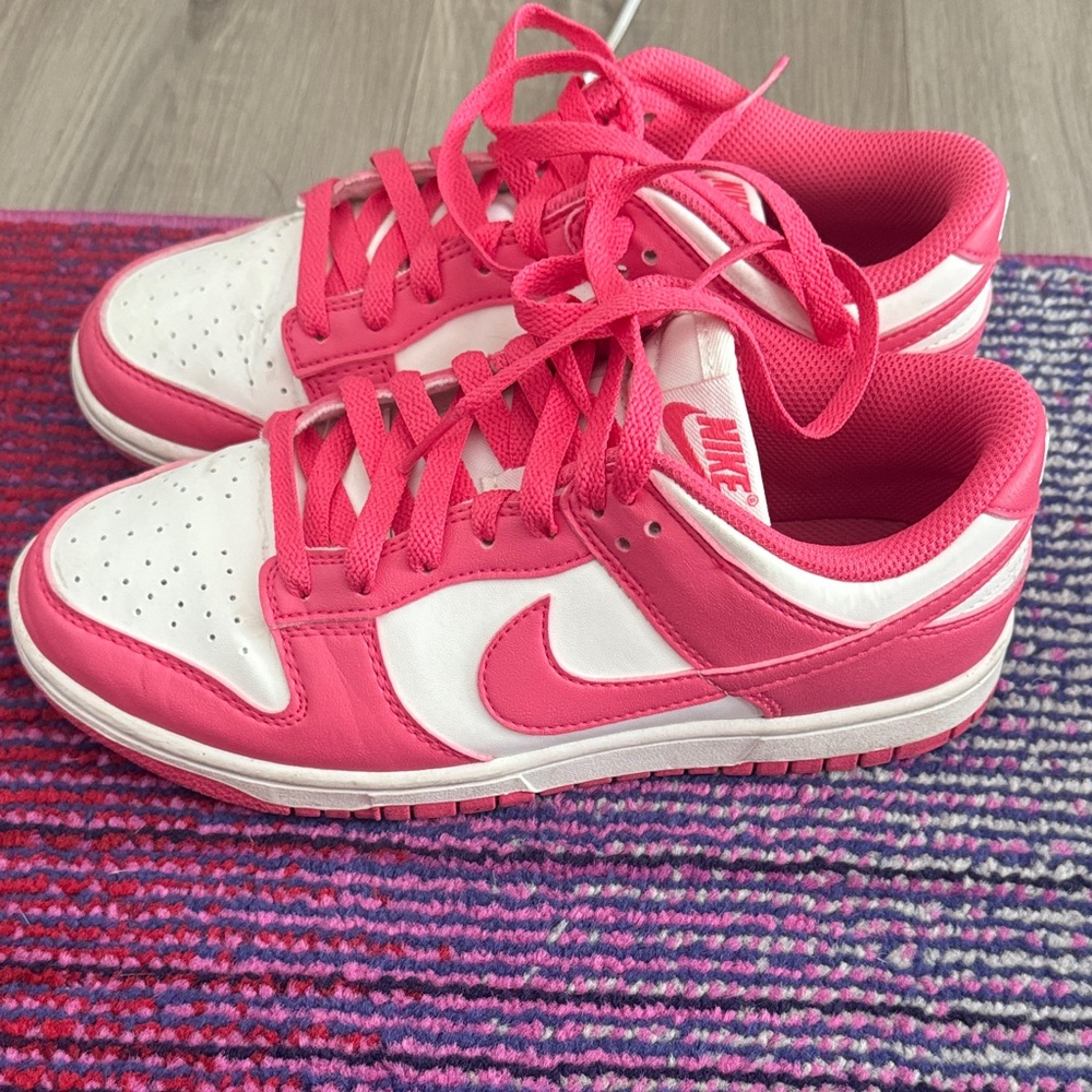 Nike Women's dunks Bold Pink and White Sneakers